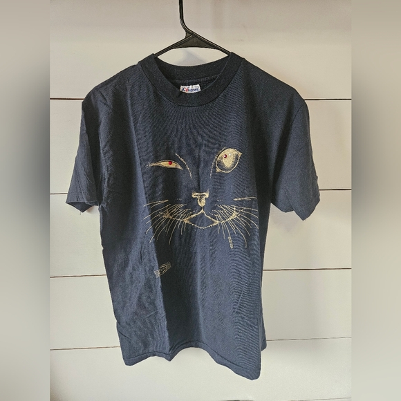 Hanes Tops - Single stitch vintage black cat shirt with jewels.